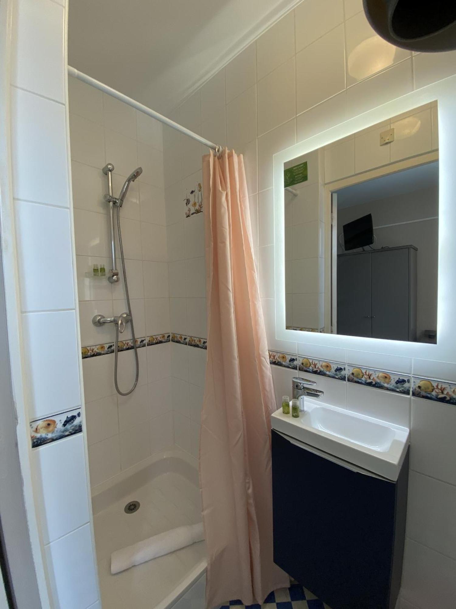 Hotel Et Studios Le Marina Baie De La Baule ポミシェ 部屋 写真