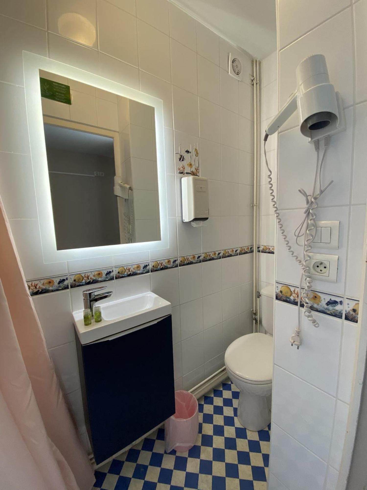 Hotel Et Studios Le Marina Baie De La Baule ポミシェ 部屋 写真