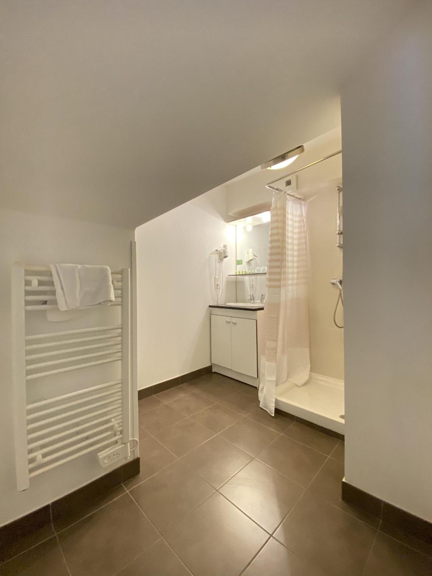 Hotel Et Studios Le Marina Baie De La Baule ポミシェ 部屋 写真